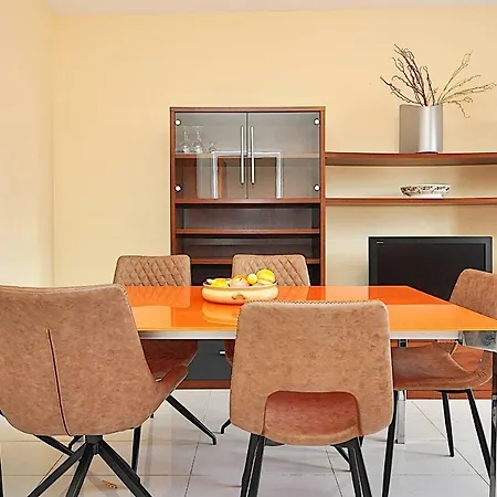 A105 Cosva Apartment *
